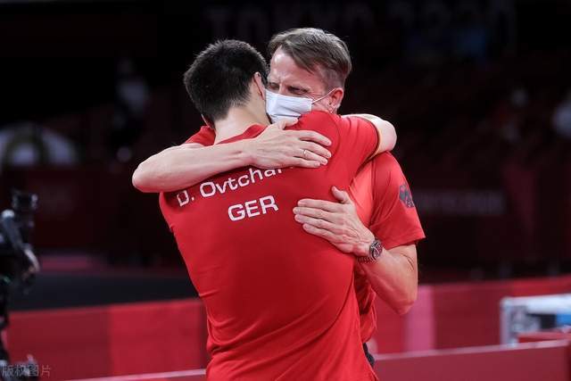 4-3！欧洲最神奇球队诞生：开局5轮0胜进降级区！如今升至第3争冠